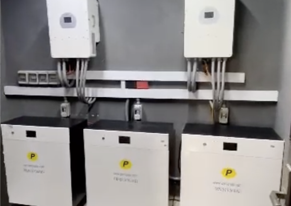 24kW Inverter + 90kWH LifePO4 Battery